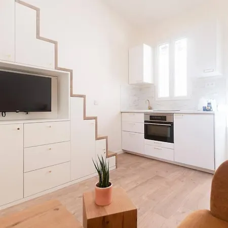 Apartamento Beautiful In Small House Near Eiffel Tower París